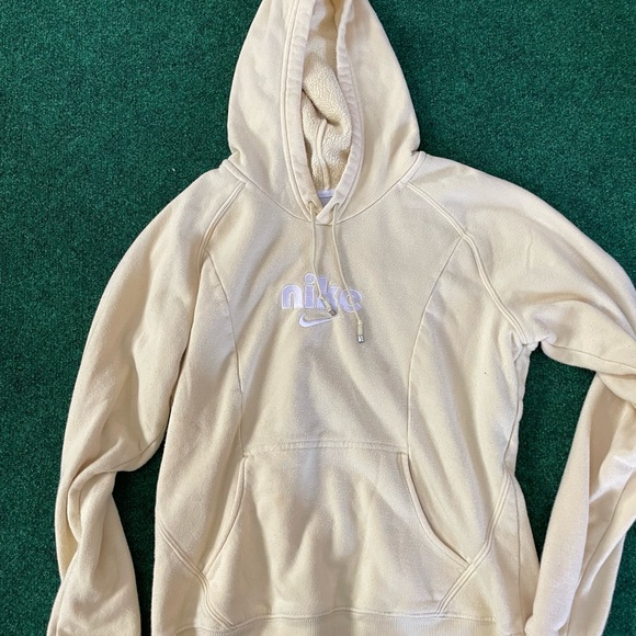 Y2k Nike Hoodie - Picture 2 of 8